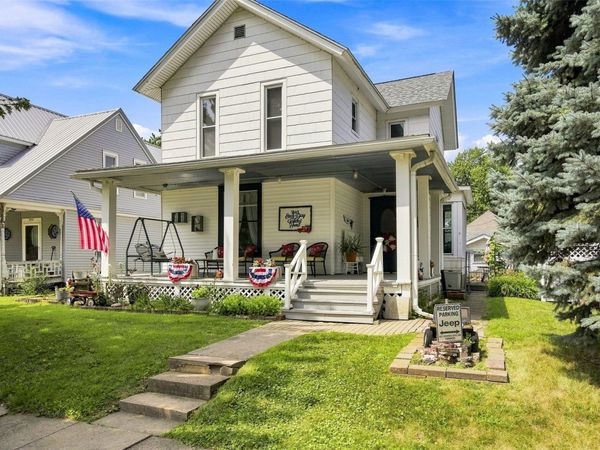 960 18th Street, Marion, IA 52302