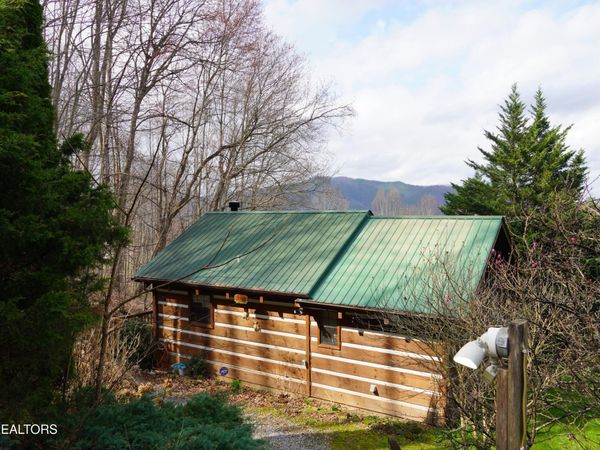 994 Emilyville Way , Cosby, TN 37722