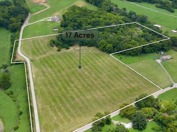 2006 Four Winds Pvt Ln , Thompsons Station, TN 37179