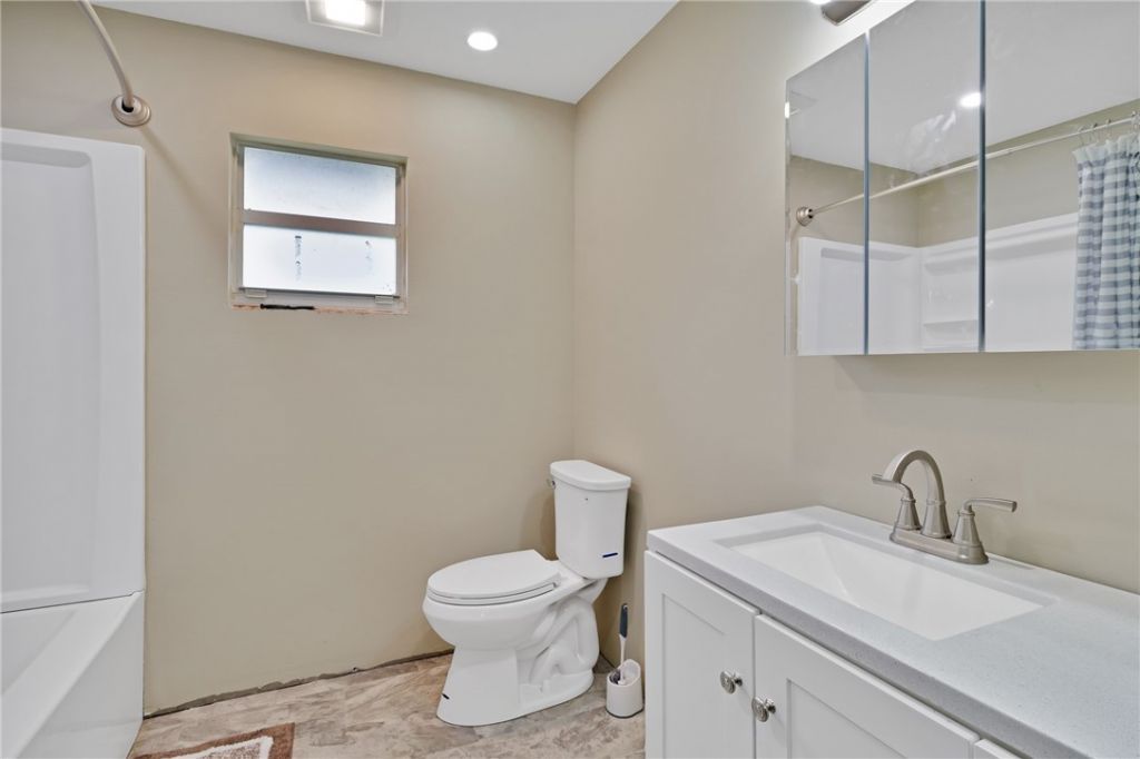 45 S Pine Street, Fellsmere, FL 32948 Photo