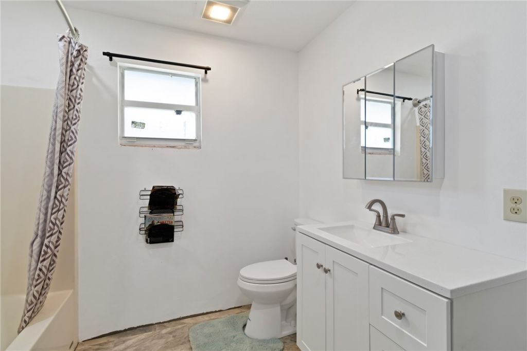 45 S Pine Street, Fellsmere, FL 32948 Photo