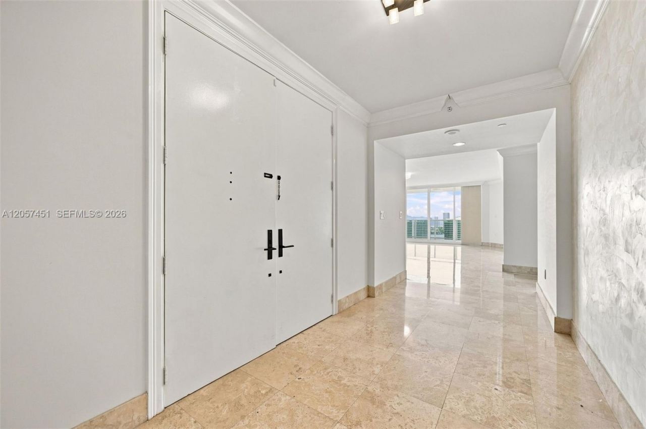 3201 NE 183rd St , Unit 2104, Aventura, FL 33160 Photo