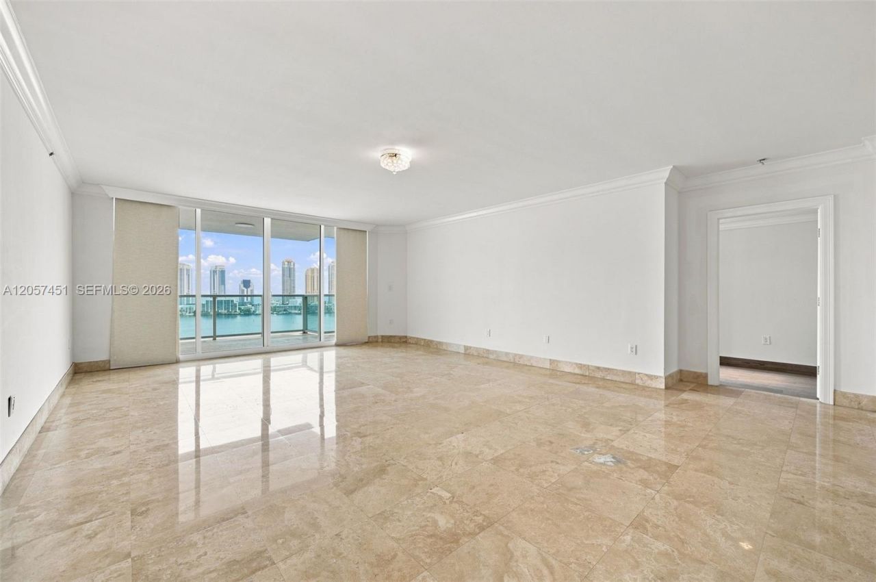 3201 NE 183rd St , Unit 2104, Aventura, FL 33160 Photo