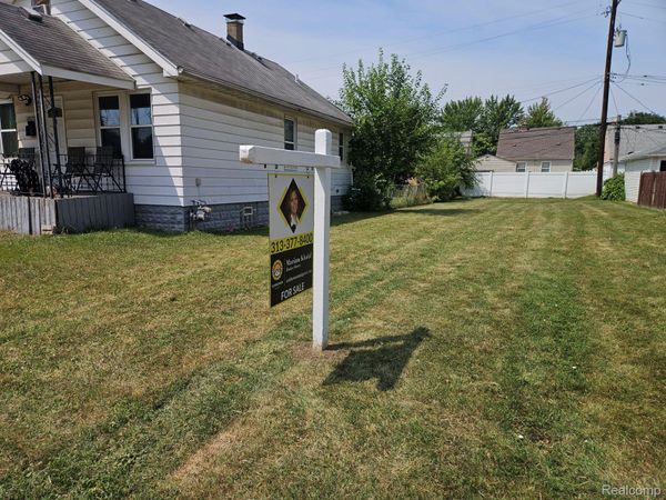 4979 Curtis Street, Dearborn, Mi 48126