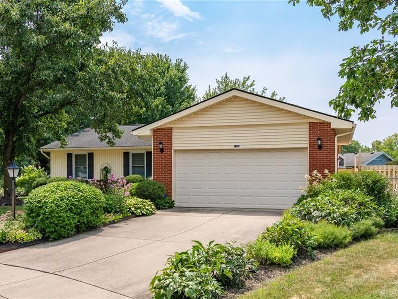 4305 Spring Hollow Court, Dayton, OH 45424 Photo 3