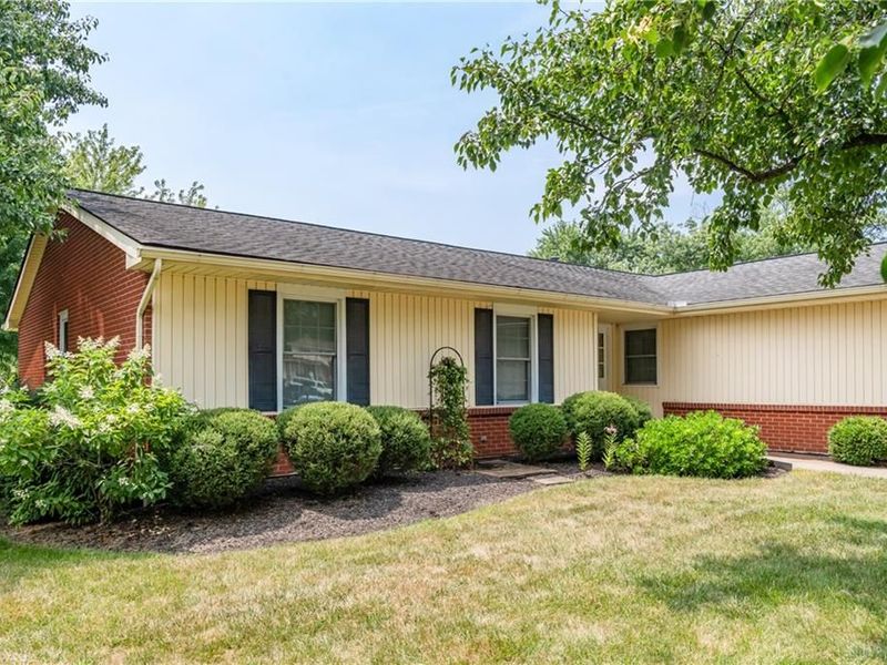 4305 Spring Hollow Court, Dayton, OH 45424 Photo 5