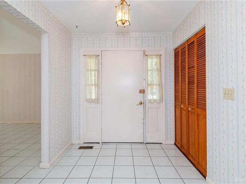 4305 Spring Hollow Court, Dayton, OH 45424 Photo 7