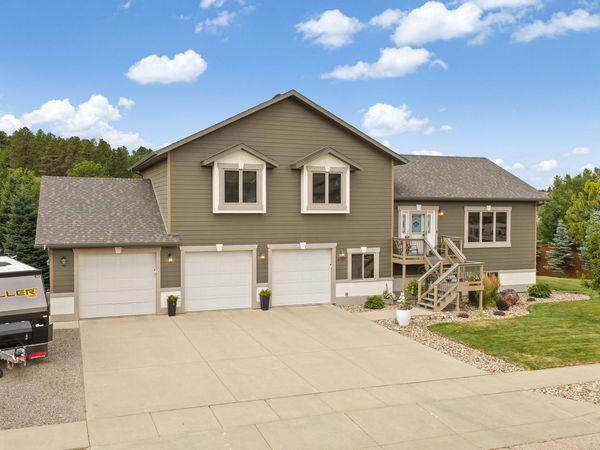 6107 BENDT DR, Rapid City, SD 57702