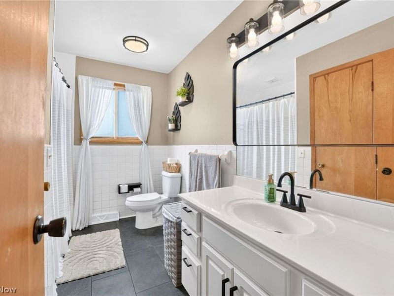 33541 Tullis Drive, Avon, OH 44011 Photo 21