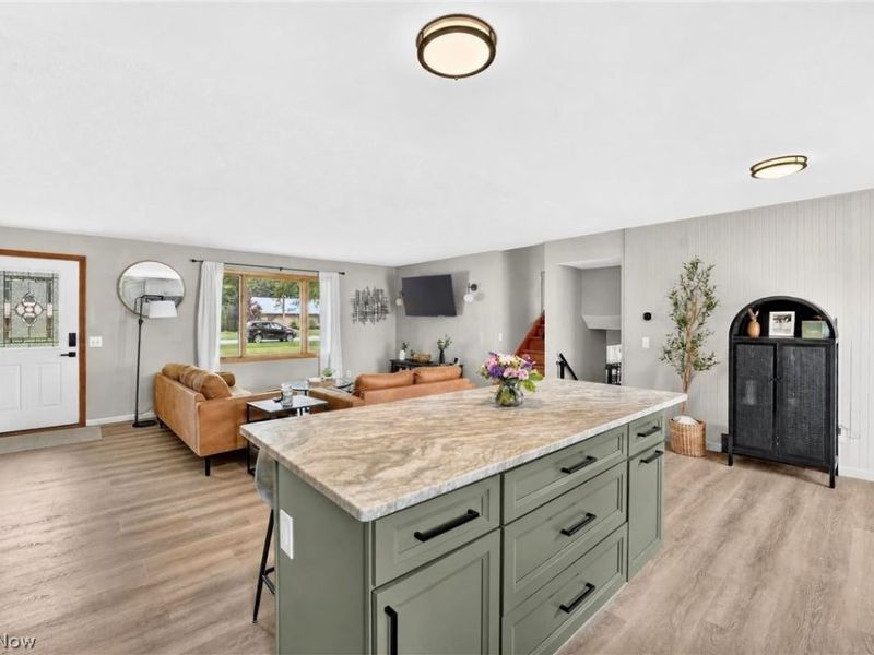 33541 Tullis Drive, Avon, OH 44011 Photo 8