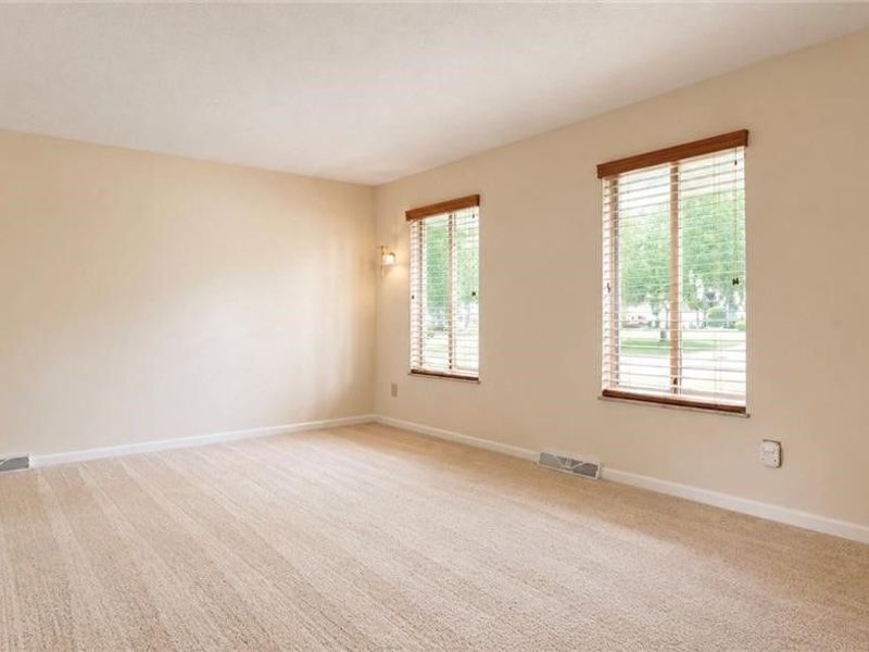 8030 Grovewood Drive, Mentor, OH 44060 Photo 12