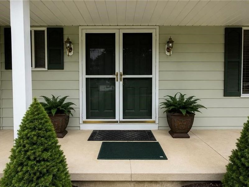 8030 Grovewood Drive, Mentor, OH 44060 Photo 3
