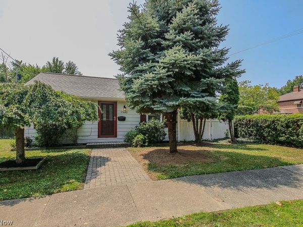 17602 Brazil Road , Cleveland, OH 44119