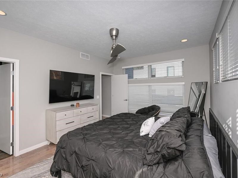 18875 Riversouth Terrace, Unit 7, Fairview Park, OH 44126 Photo 24