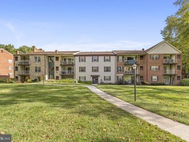 355 DRUMMERS LANE, Unit 355, WAYNE, PA 19087
