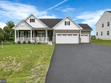 1601 SHANNON DRIVE S, GREENCASTLE, PA 17225