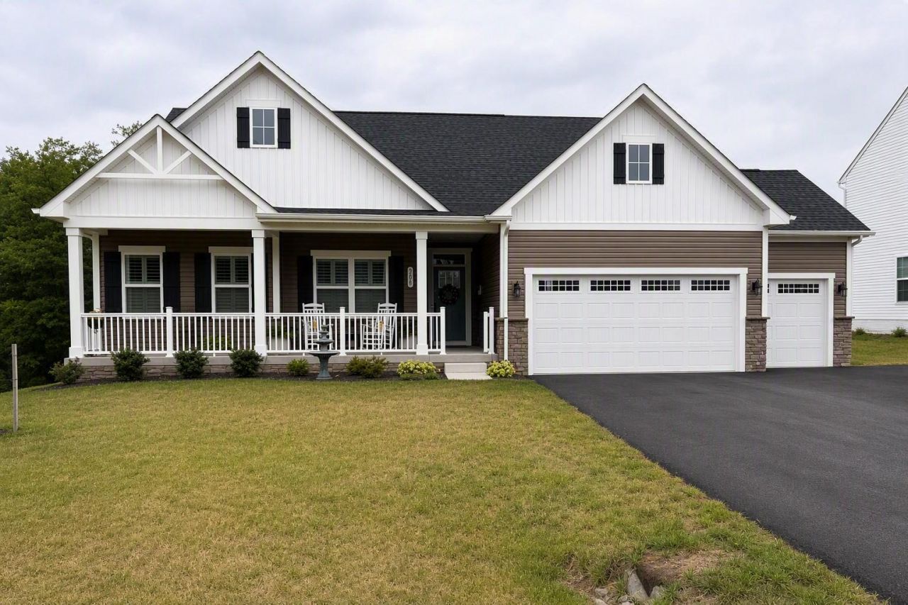 1601 SHANNON DRIVE S, GREENCASTLE, PA 17225