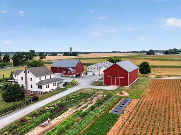 967 FARMDALE ROAD , MOUNT JOY, PA 17552