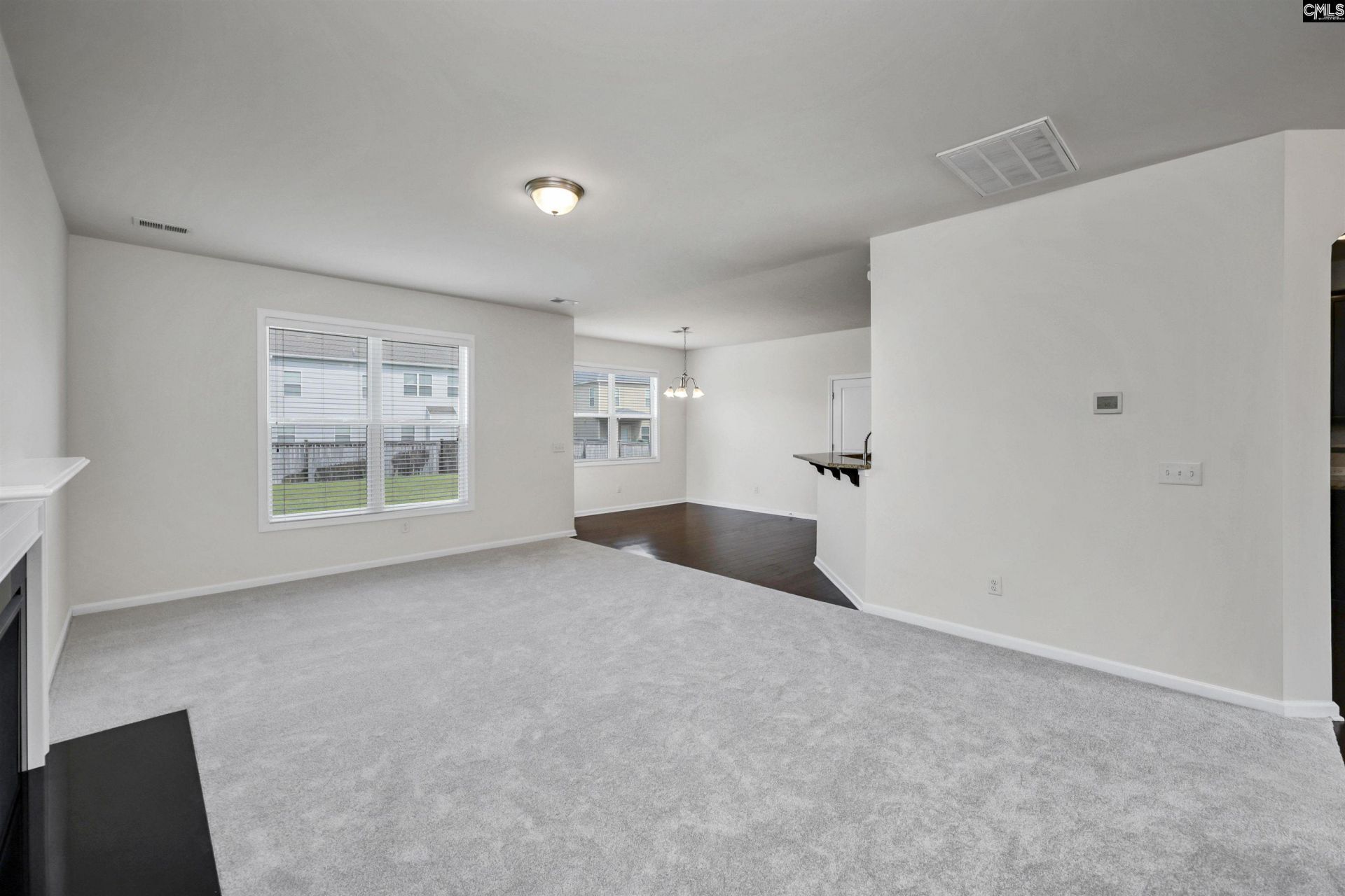 933 Centennial Drive  Photo 4