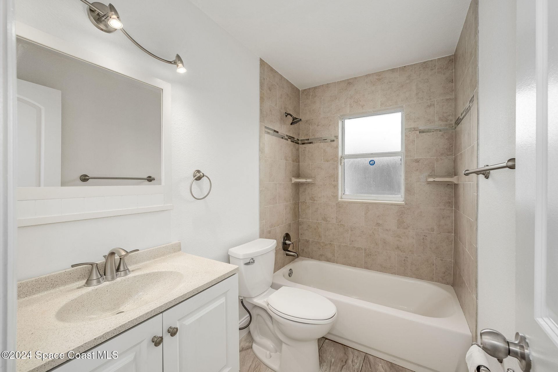 1730 E Riviera Drive , Merritt Island, FL 32952 Photo