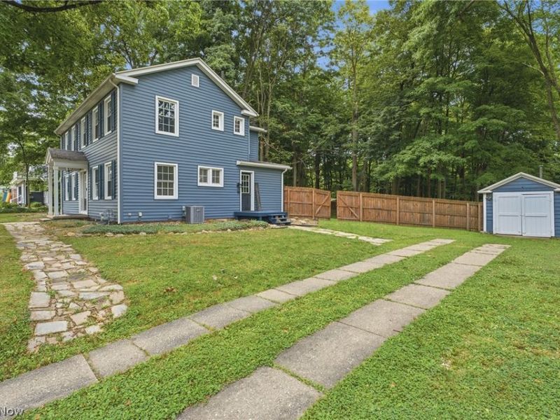 325 Vincent Street, Alliance, OH 44601 Photo 2
