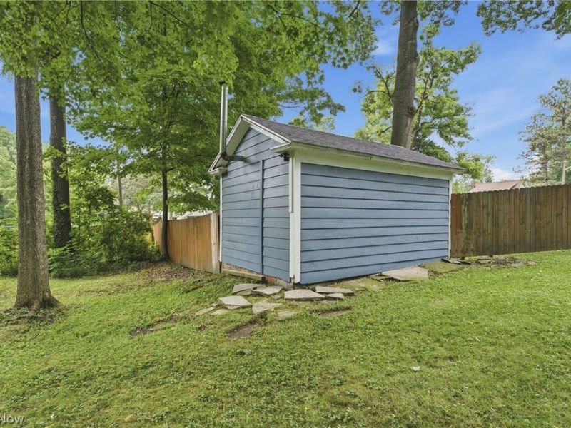 325 Vincent Street, Alliance, OH 44601 Photo 48