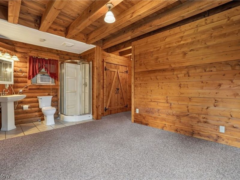 348 Tony Drive, Conneaut, OH 44030 Photo 8