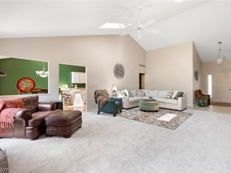 3549 Elmhurst Circle, Green, OH 44685 Photo 10