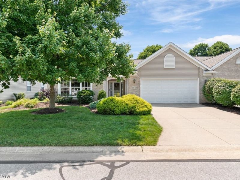 3549 Elmhurst Circle, Green, OH 44685 Photo 3