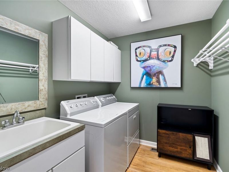 3549 Elmhurst Circle, Green, OH 44685 Photo 30