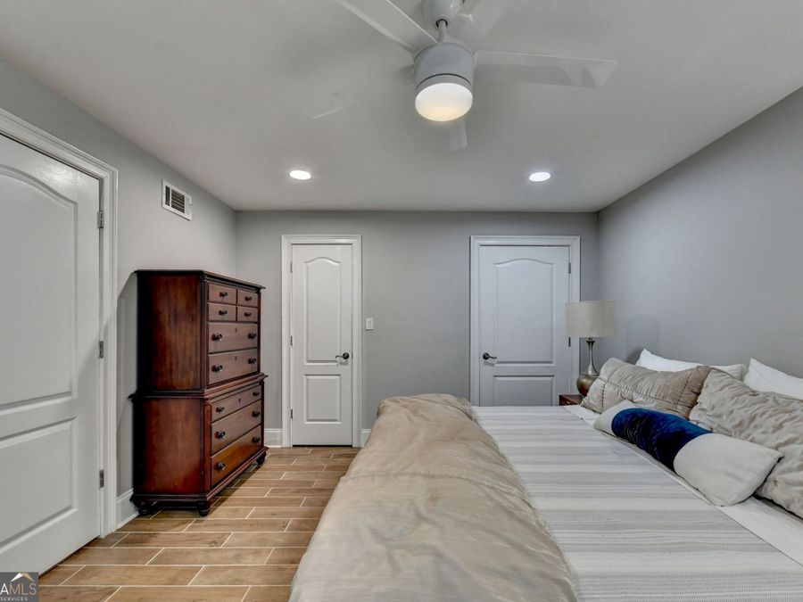 Property Image 103
