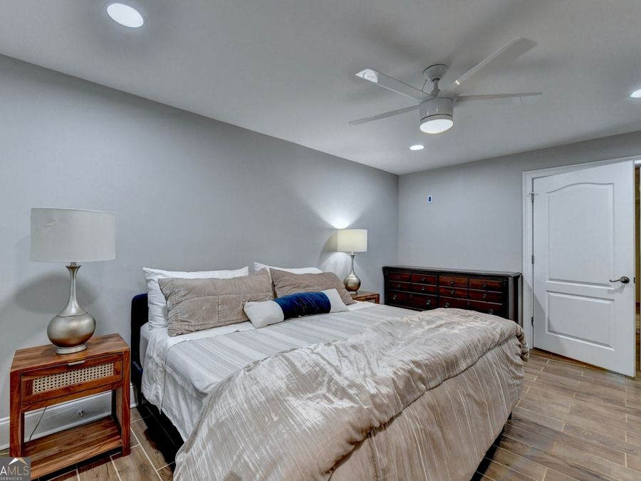 Property Image 104