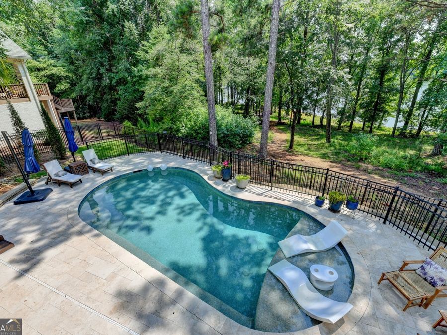 Property Image 111