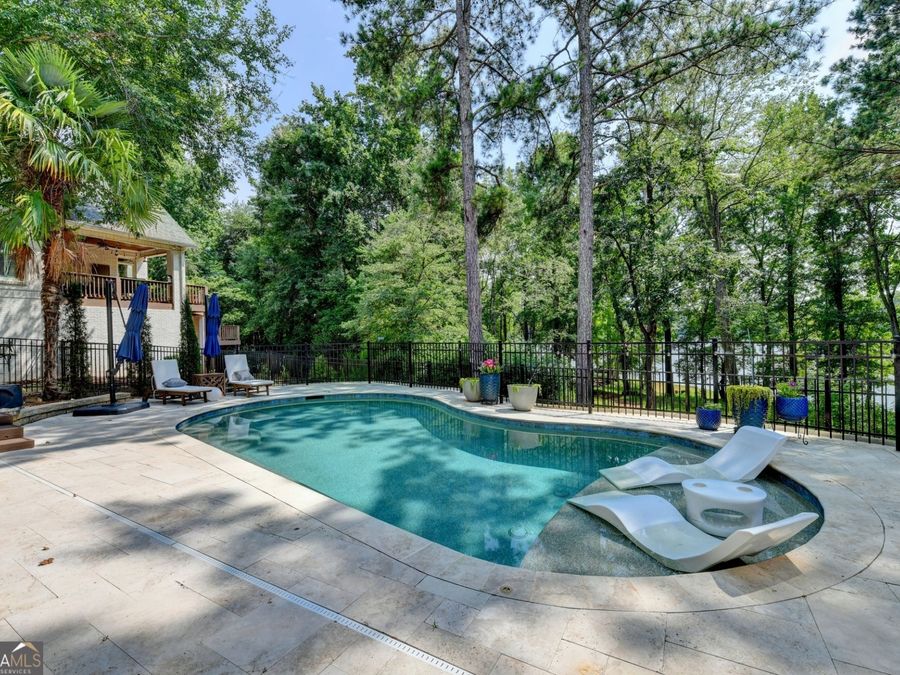Property Image 137