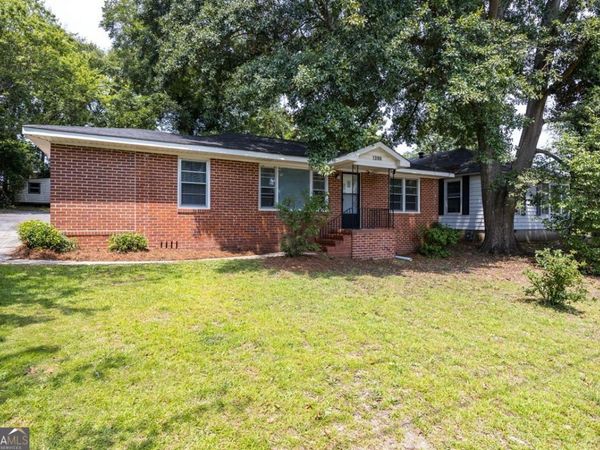 1280 Baker Drive, Macon, GA 31206
