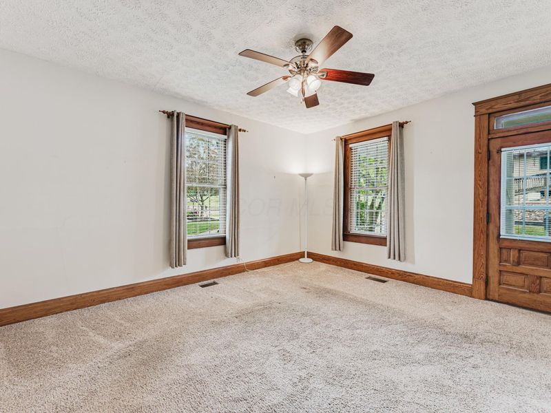 121 E Sheridan Avenue , Somerset, OH 43783 Photo 12