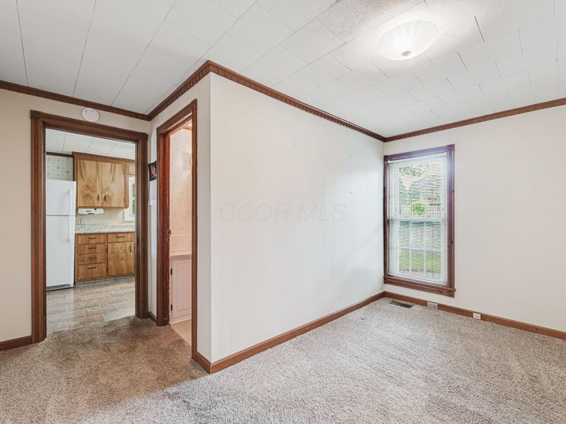121 E Sheridan Avenue , Somerset, OH 43783 Photo 14