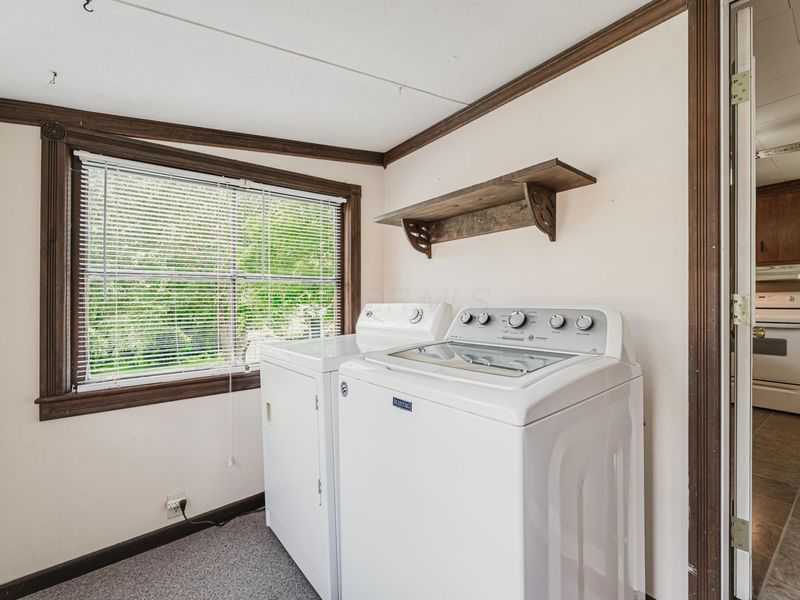 121 E Sheridan Avenue , Somerset, OH 43783 Photo 23