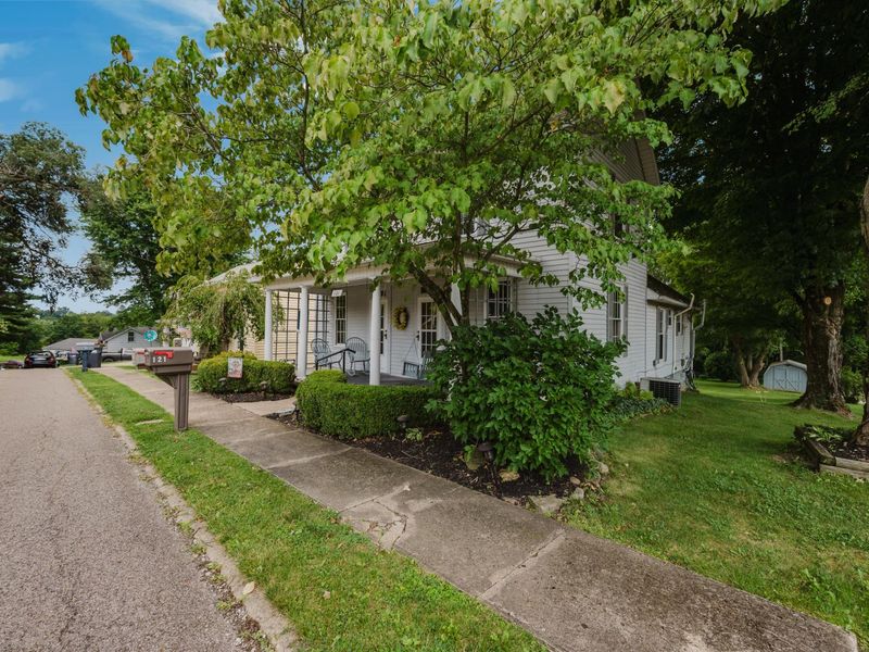 121 E Sheridan Avenue , Somerset, OH 43783 Photo 3