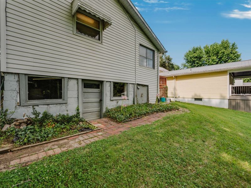 121 E Sheridan Avenue , Somerset, OH 43783 Photo 35