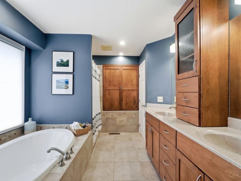 6651 Lewis Clark Trail, Sycamore Township, OH 45241 Photo 40