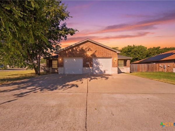 112 E Truman Avenue , Copperas Cove, TX 76522