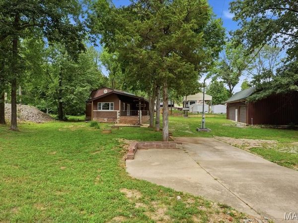 6051 Valley Drive, French Village, MO 63036