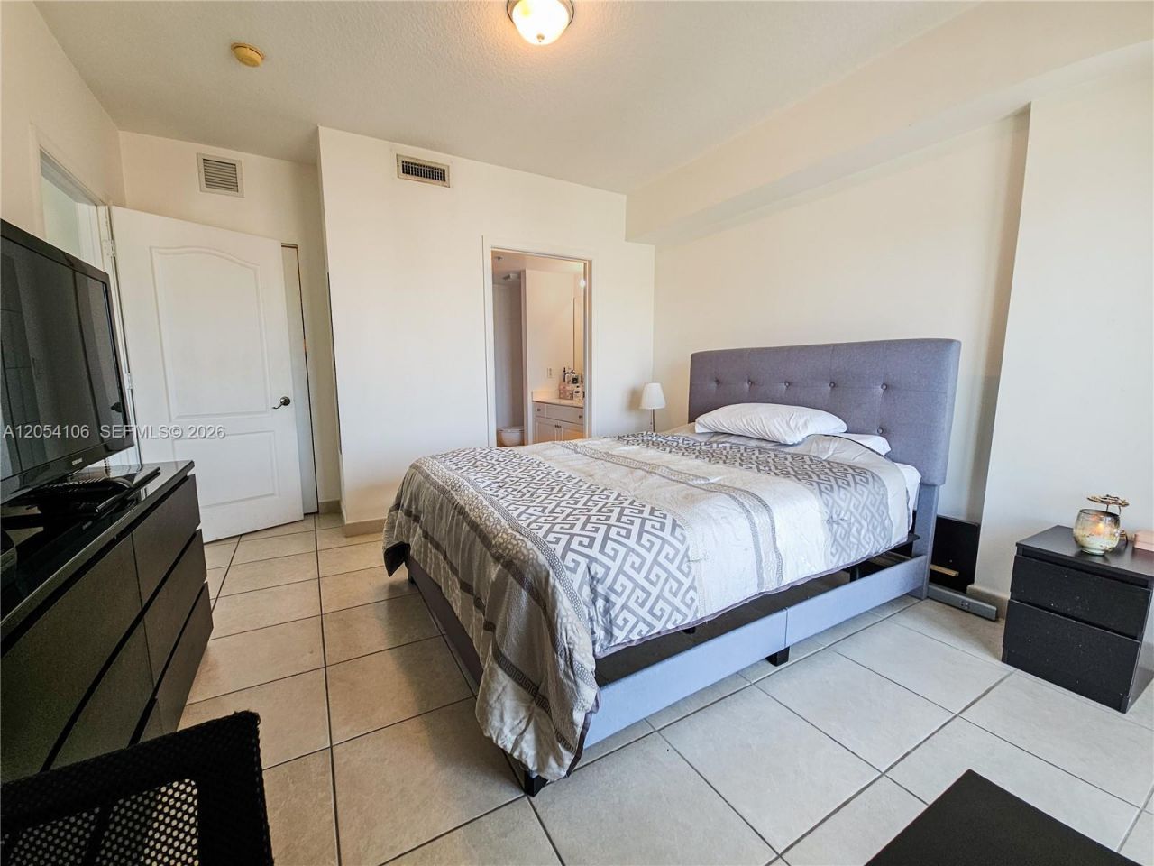 1627 SW 37th Ave, Unit 802, Miami, FL 33145 Photo