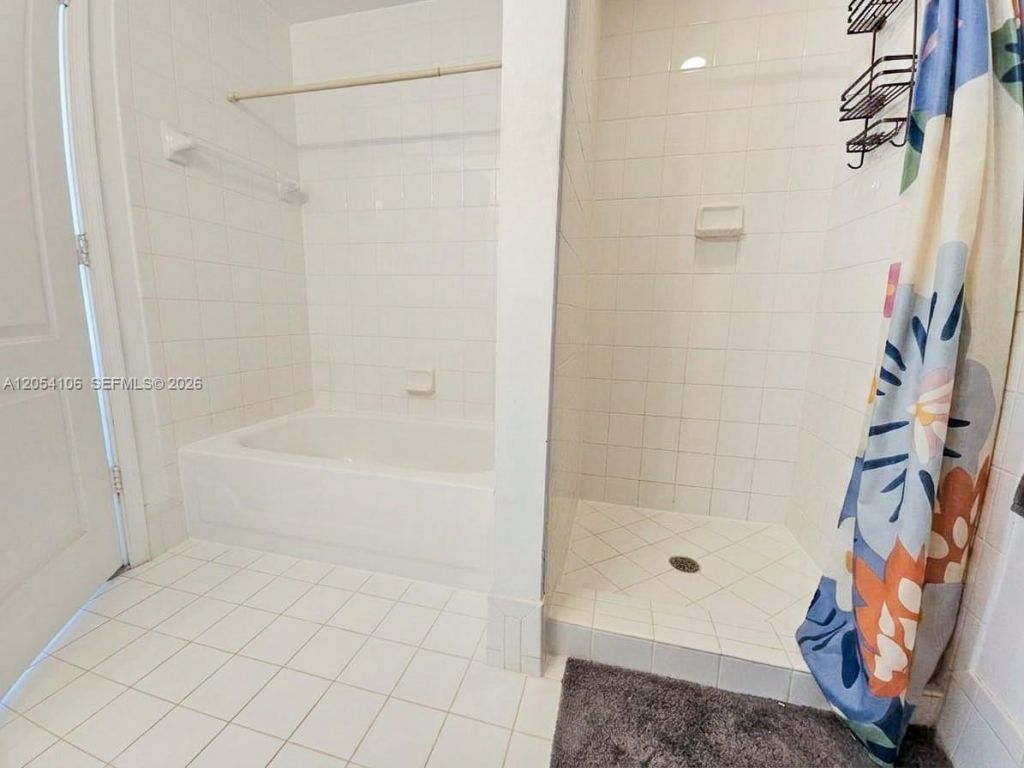 1627 SW 37th Ave, Unit 802, Miami, FL 33145 Photo