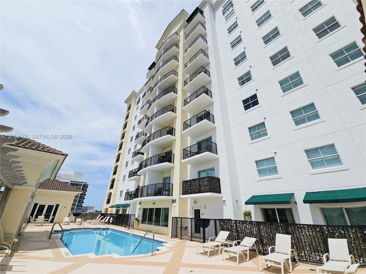 1627 SW 37th Ave, Unit 802, Miami, FL 33145 Photo