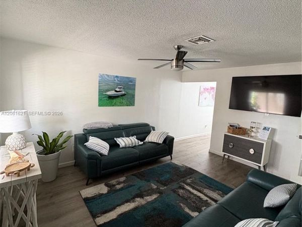 191 NW 17th Ave , Unit 3, Miami, FL 33125