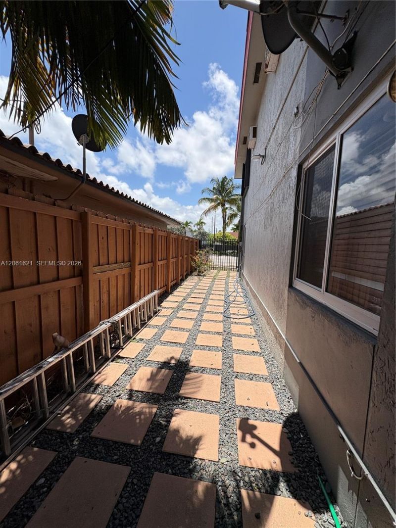 191 NW 17th Ave, Unit 3, Miami, FL 33125 Photo