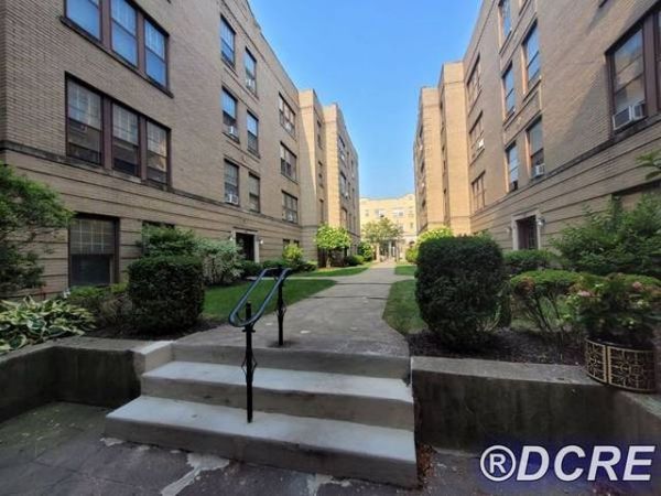 909 Sherman Avenue , Unit 303, Evanston, IL 60202