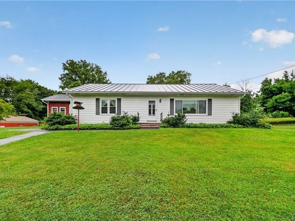 3671 County Route 4 , Oswego, NY 13126